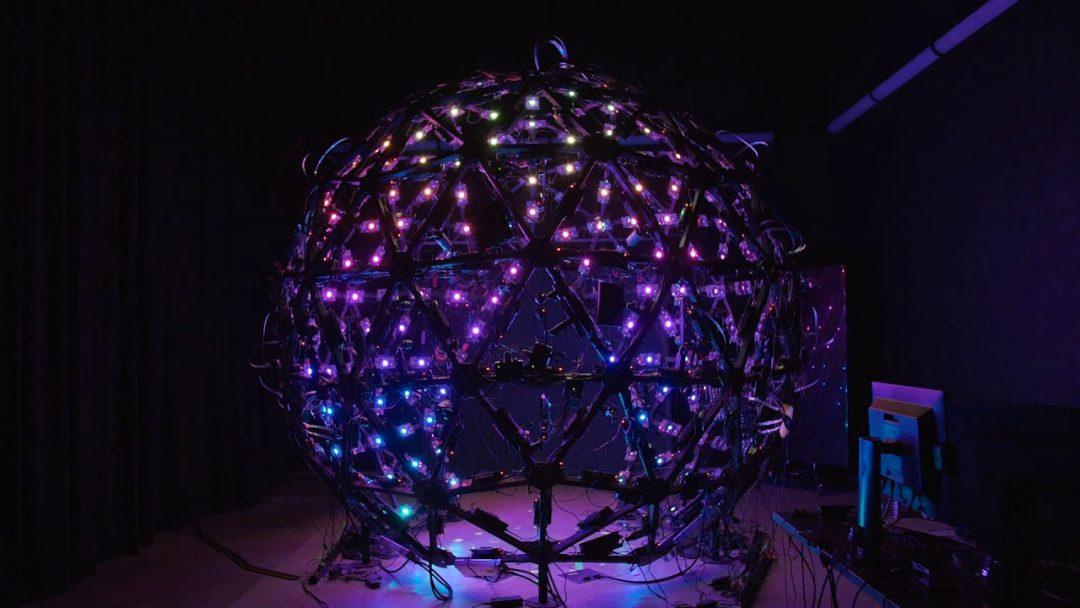 Посмотрите, как Google переносит человека в виртуальную реальность