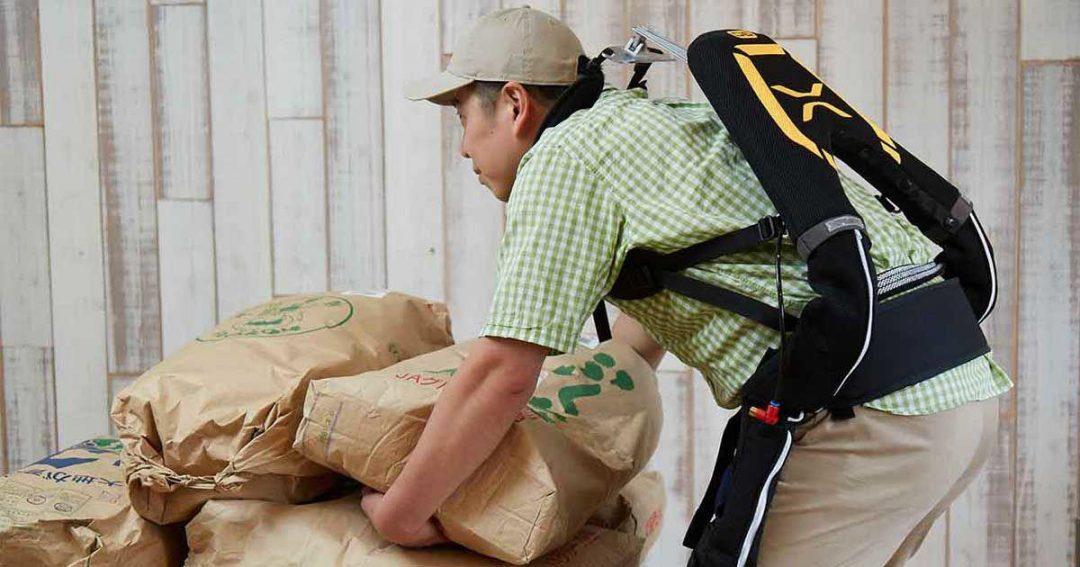 Японские пенсионеры превращаются в киборгов