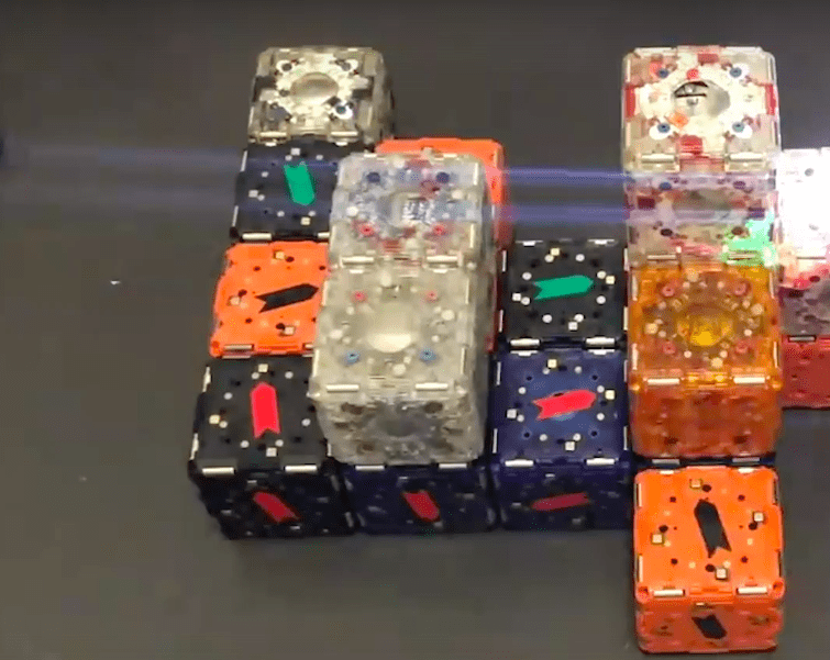 Робокубики на магнитах, которые могут собраться в любую форму