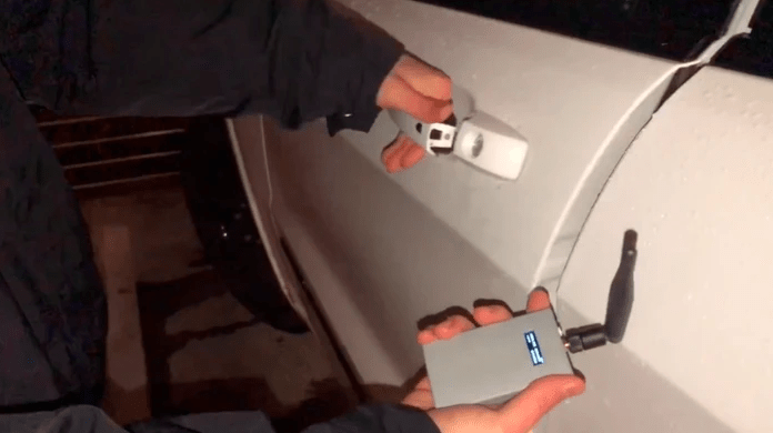 Изобрели: беспроводные ретрансляторы для угона роскошных машин