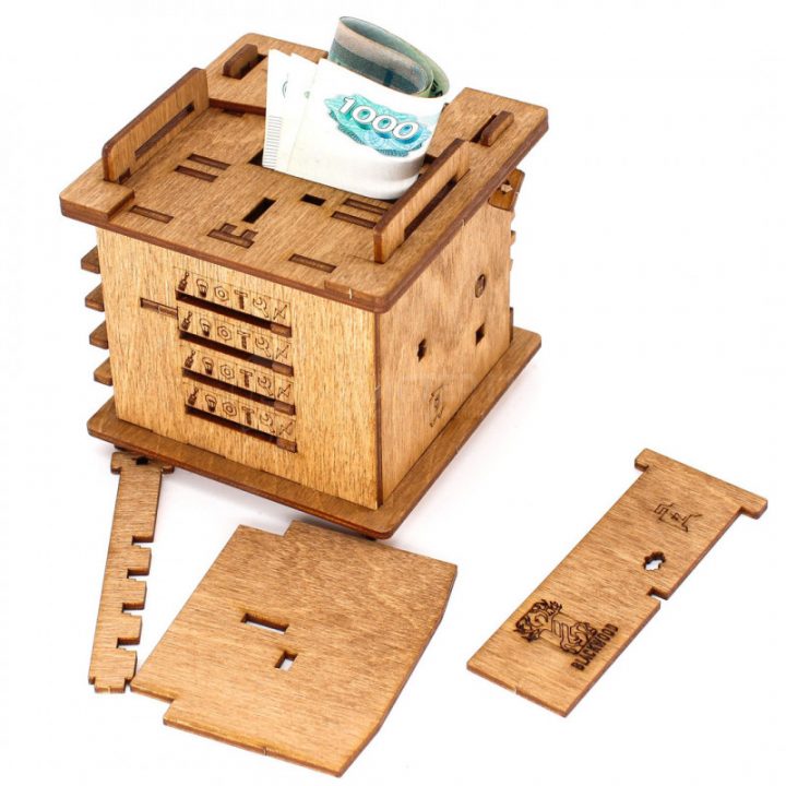 Сложная шкатулка с секретом