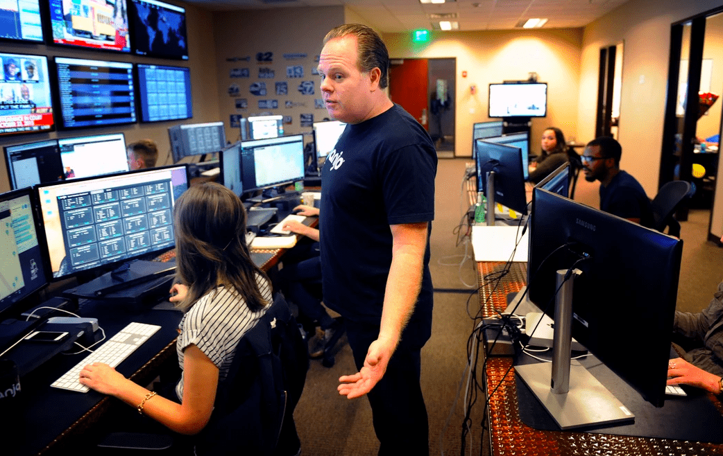 [Вот, почитайте] Как в Ютe работает ИИ, который собирает инфу из всех государственных источников и соцсетей