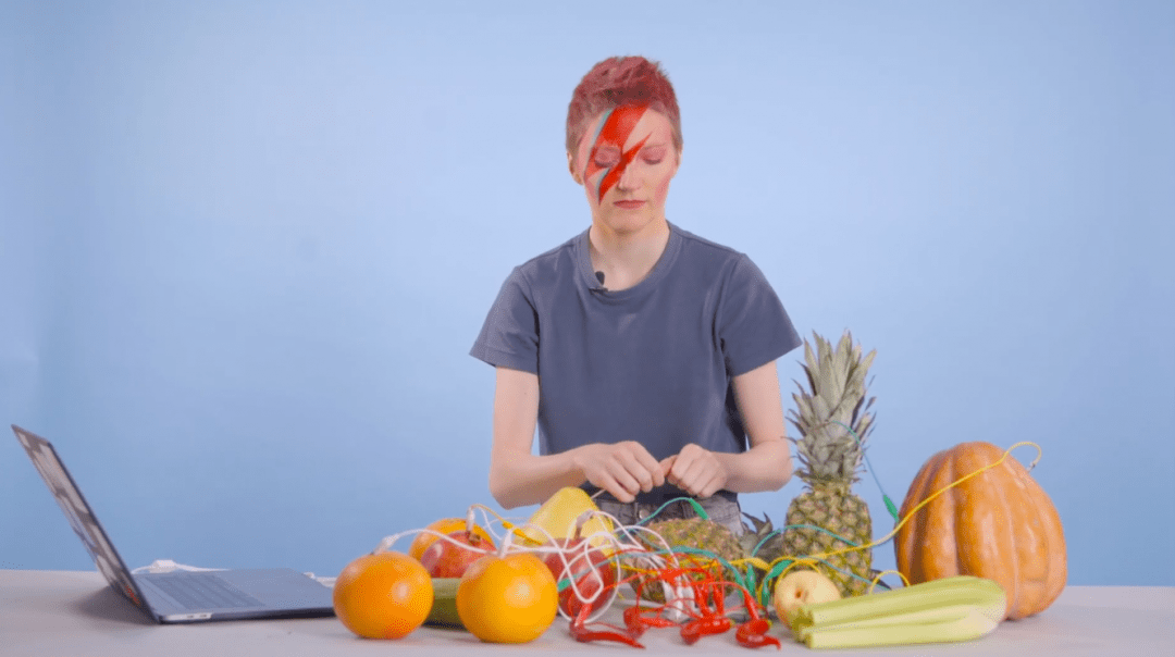 Российское изобретение: музыка из прикосновений к чему угодно