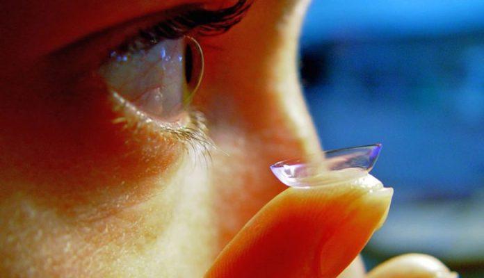 Изобрели: очередные умные контактные линзы