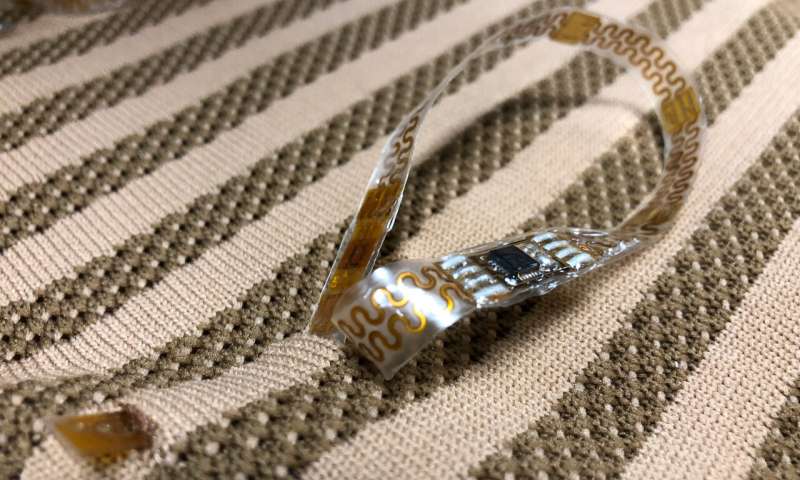 Учёные придумали сенсор, который можно вшить в одежду