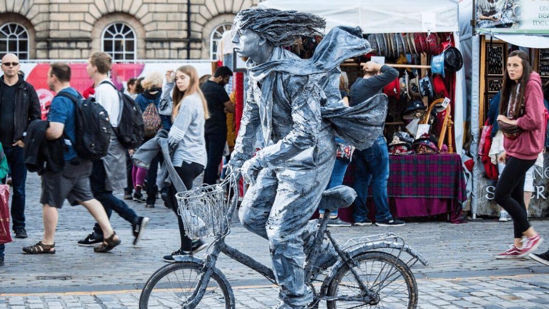 Нейросеть провела свой первый фестиваль искусств