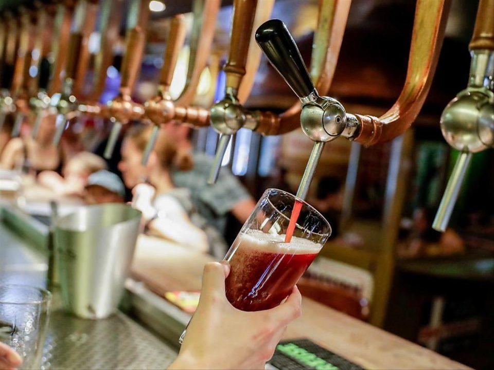 В Швейцарии сварили пиво по рецепту ИИ