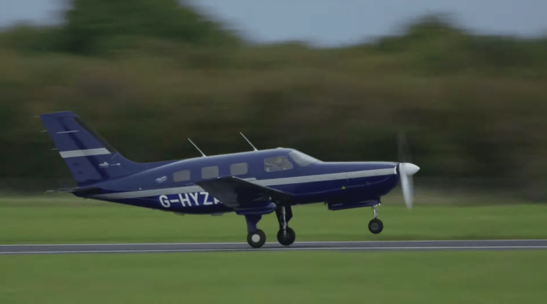 Первый коммерческий самолёт на водороде