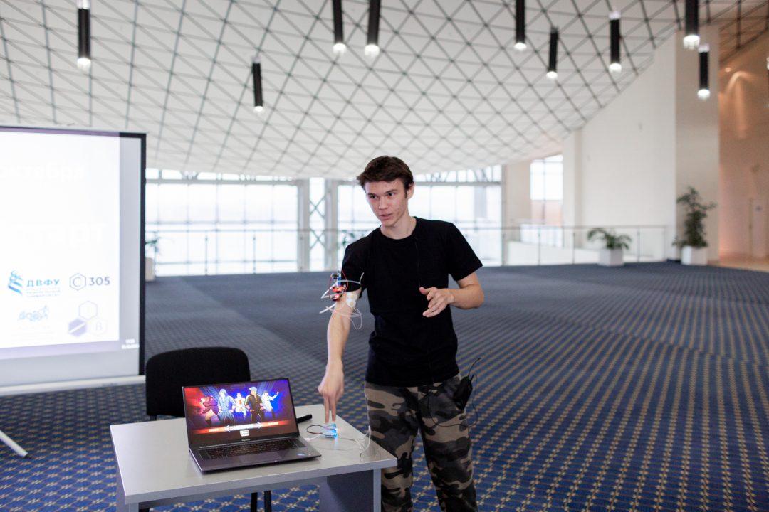 Инвалидной коляской можно управлять взглядом