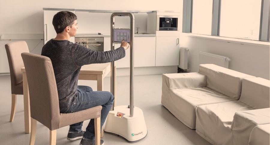 Робот нашел идеальное положение для общения с пользователем