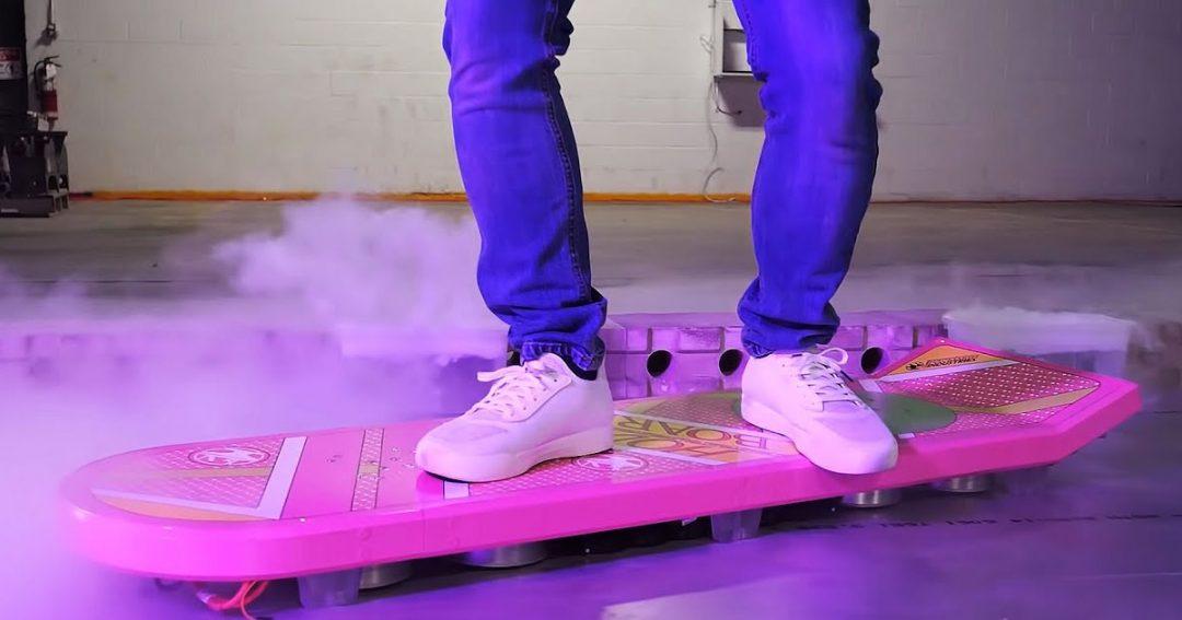 Наконец кто-то создал летающий скейт