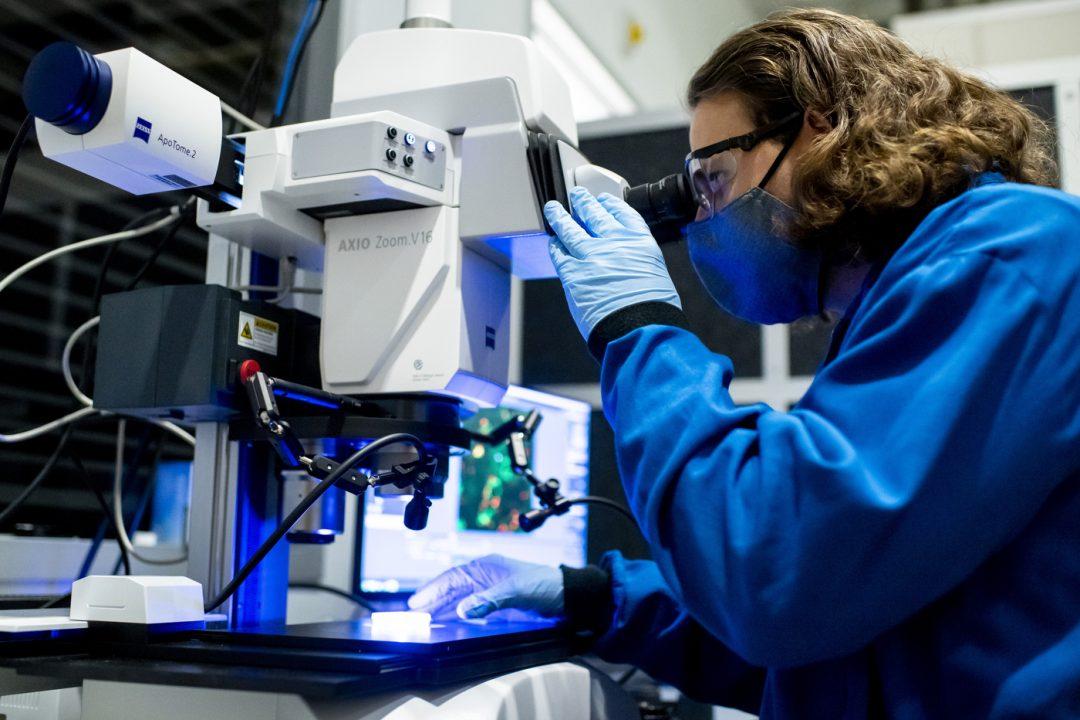 Новый наносенсор отслеживает связь между мозгом и телом