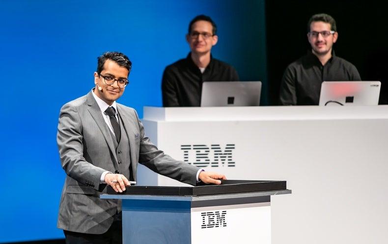 Создали систему для дебатов с живыми людьми