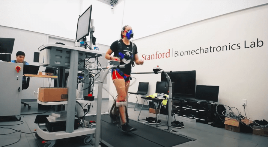 Сделали экзоскелет, с которым можно ходить на 40% быстрее