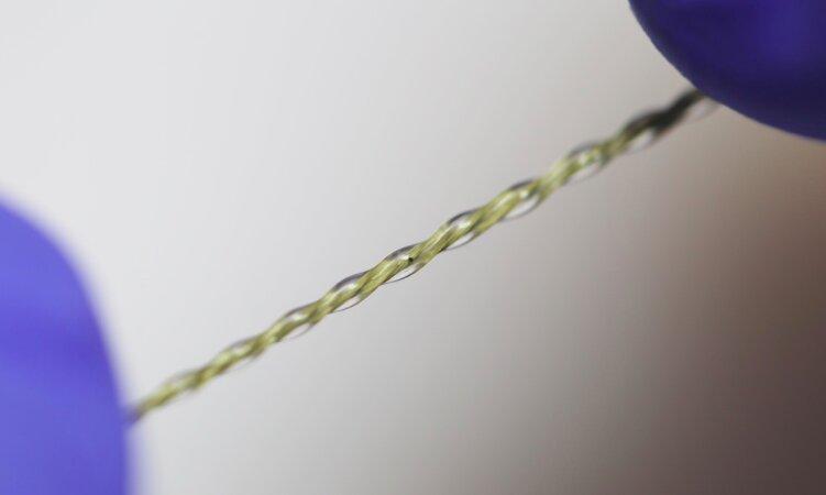 Сделали гибкий датчик, который реагирует на деформацию тканей