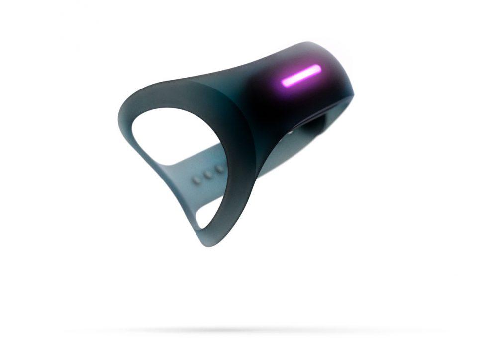 Создали устройство, которое меняет звук инструмента в ответ на движения