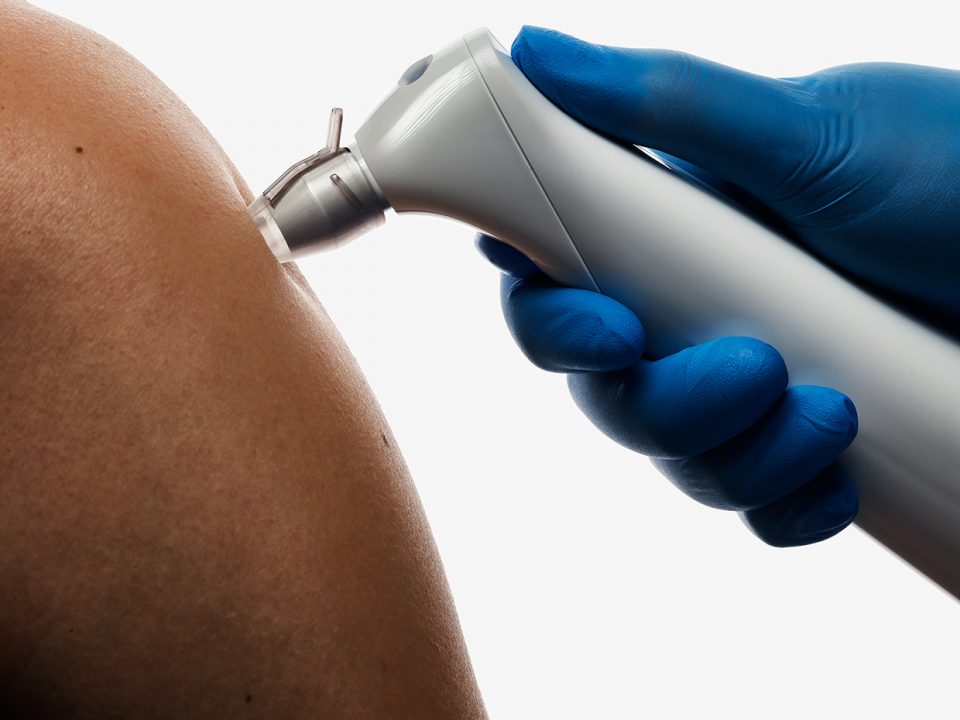 Сделали электроимпульсное устройство для массовых вакцинаций