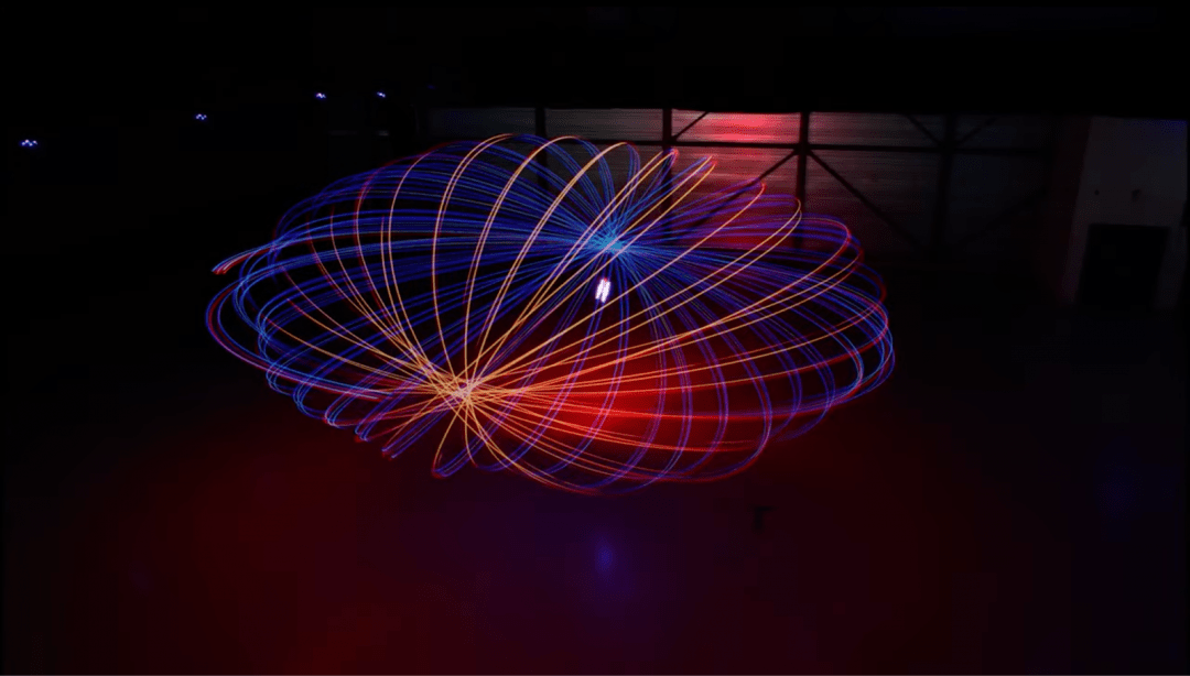 Посмотрите: тестирование дронов на большой крытой арене