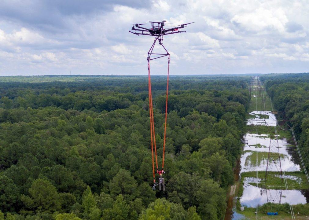 Сделали универсальную систему для проверки линий электропередач с помощью дронов