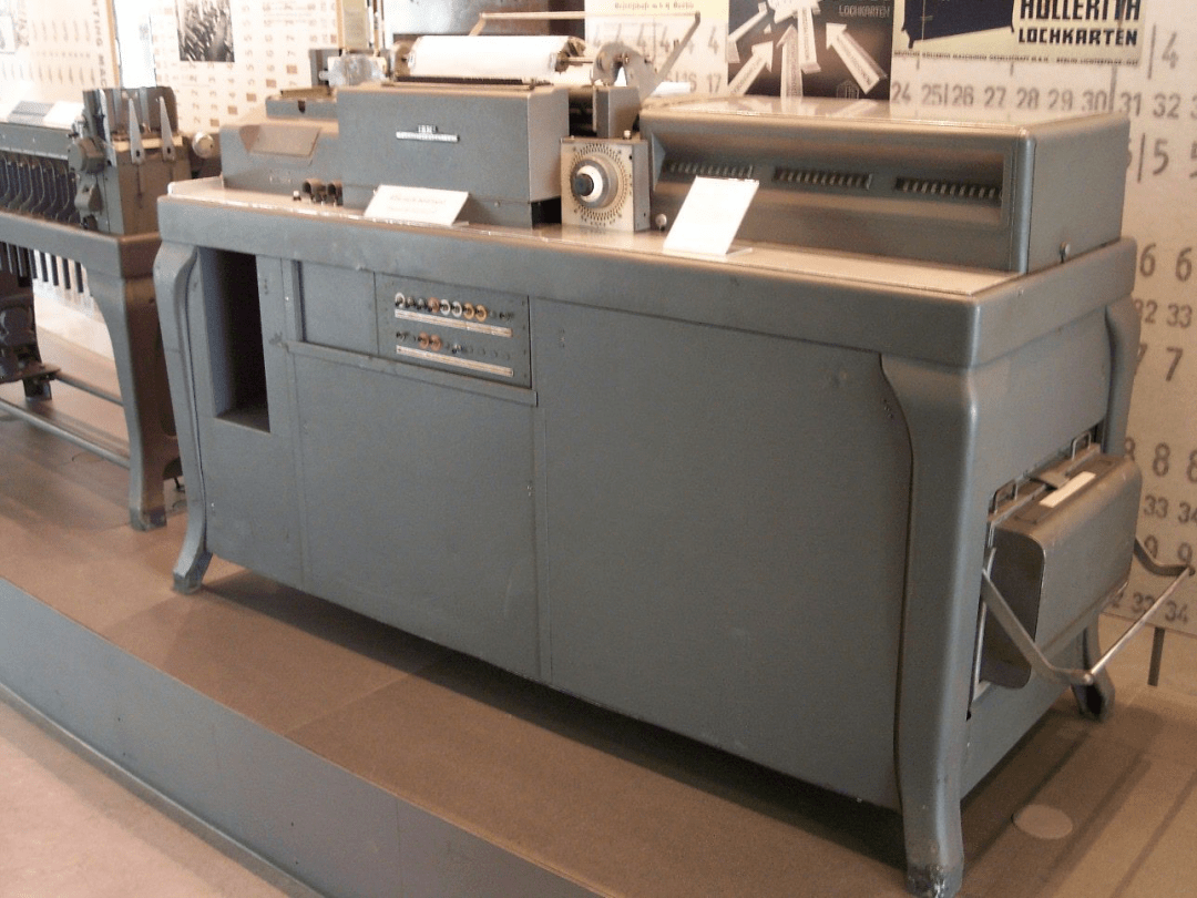 Самые интересные и необычные винтажные компьютеры