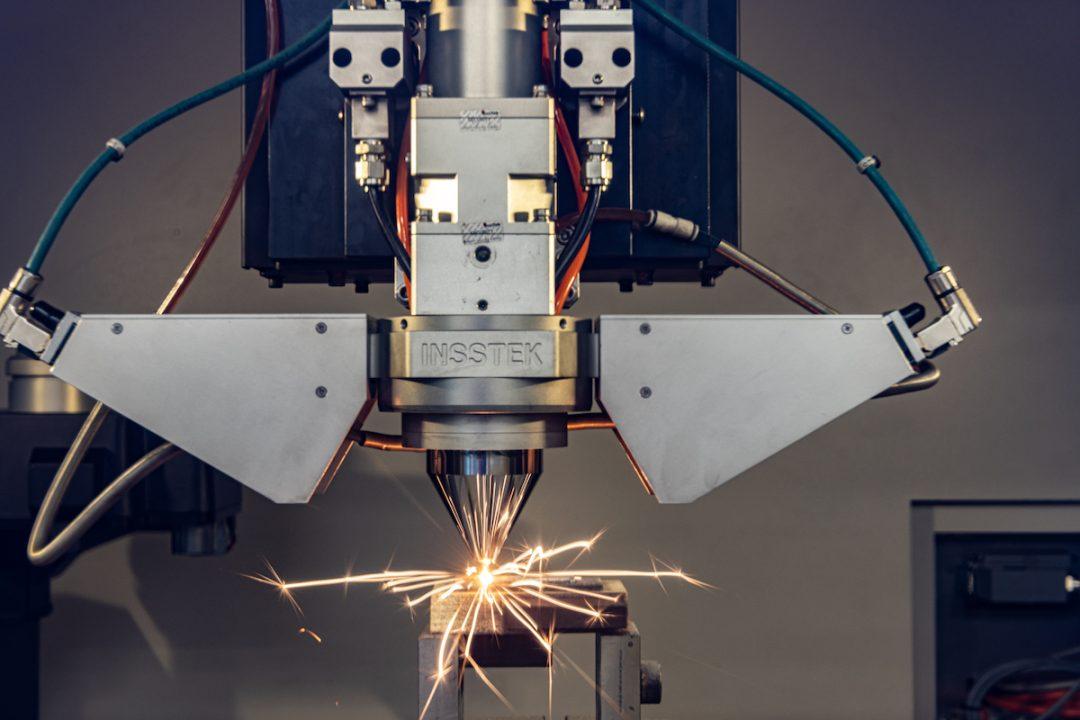 В России сделали магнитный сплав из немагнитных порошков