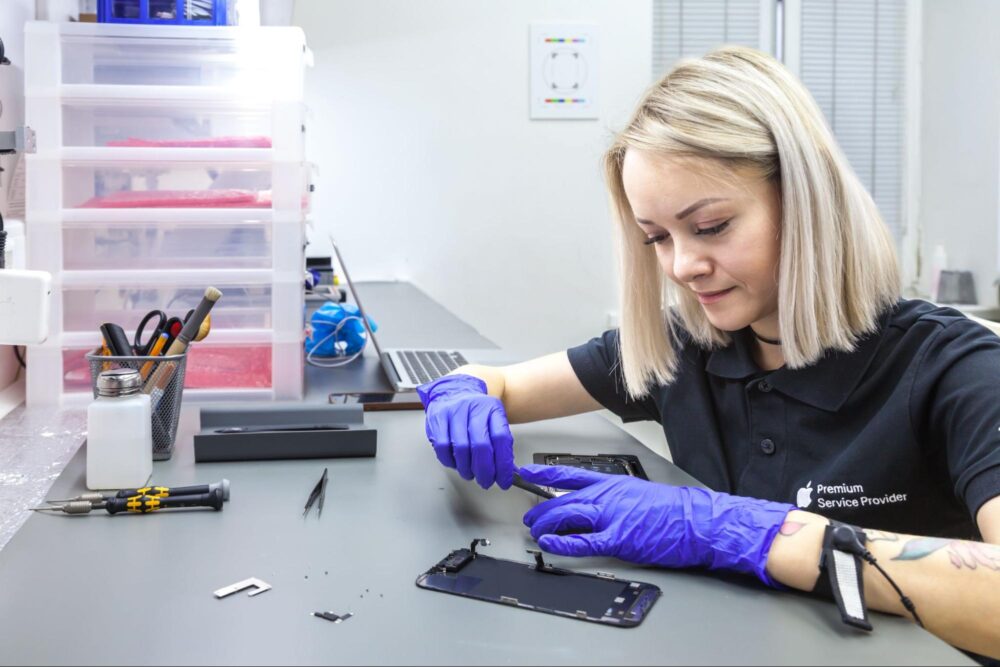 Ремонт Apple изнутри: что происходит за кулисами в мастерских