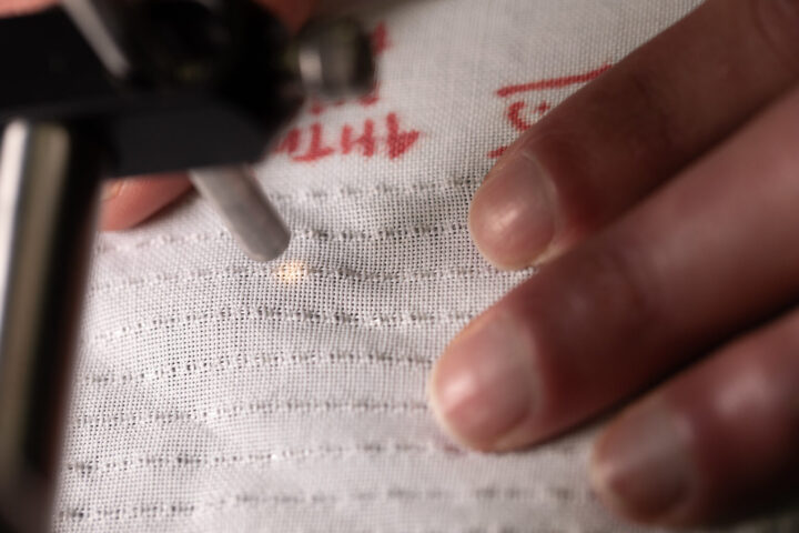 Создали специальные волокна для этикеток, чтобы сортировать одежду