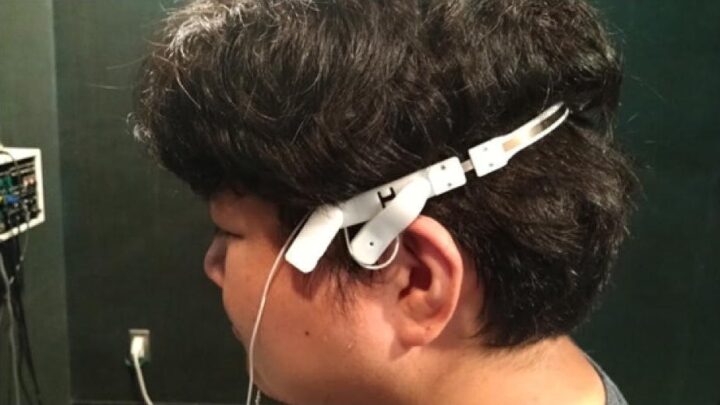Придумали, как повысить разборчивость речи в наушниках с костной проводимостью